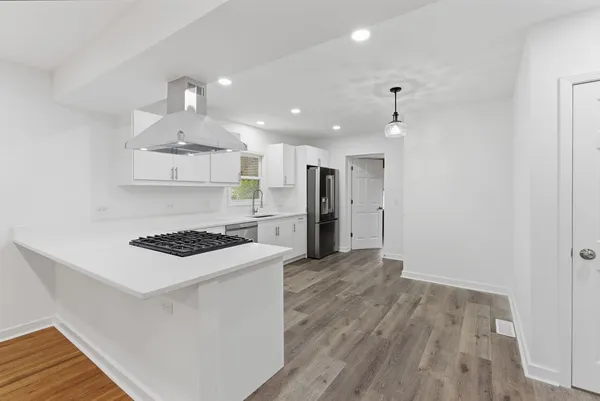 $2,950 | 1115 Kelly Avenue, Joliet, IL 60435