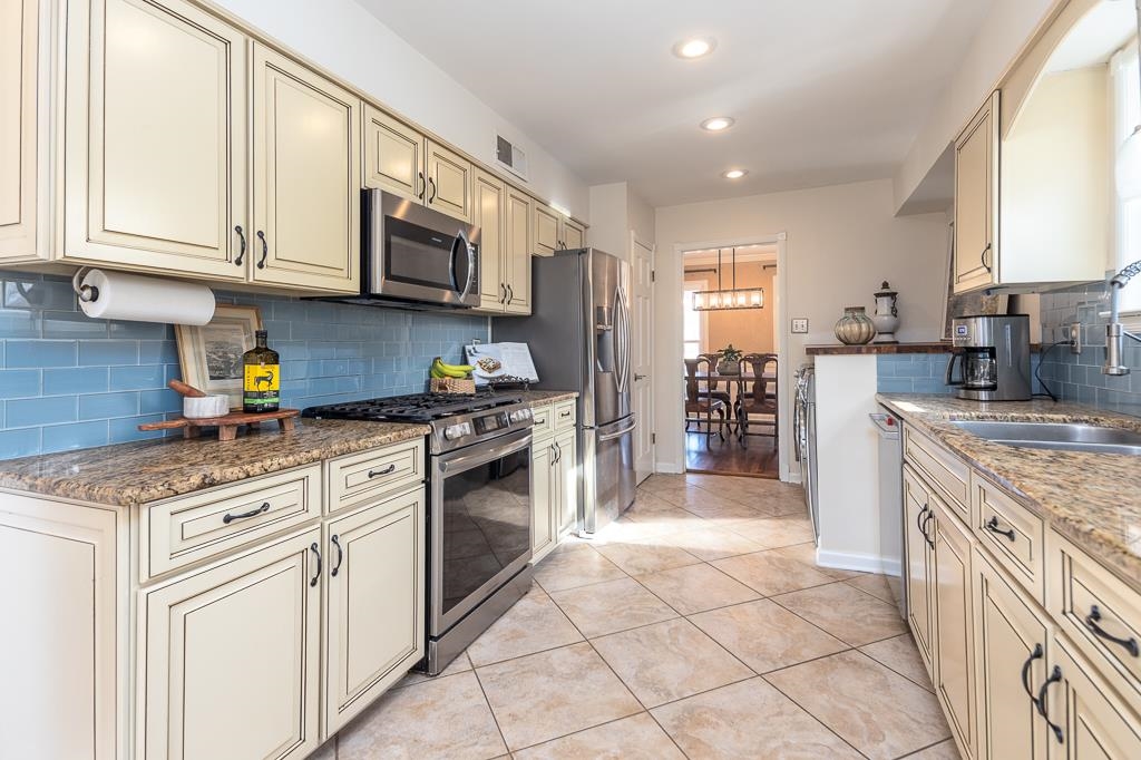 2915 Elm Ridge Cove Germantown, TN 38138 - Photo 7 of 24