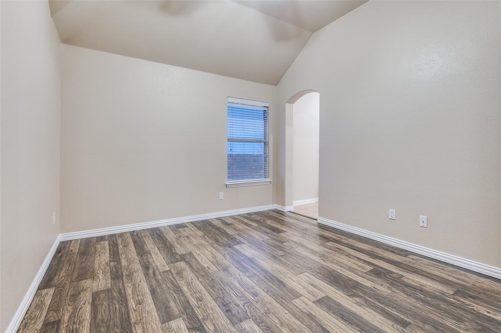 2260 Bald Eagle Way Grand Prairie, TX 75052 - Photo 20 of 24