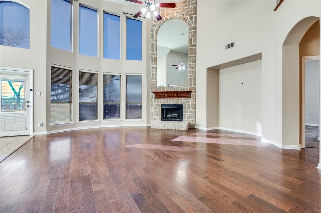 2260 Bald Eagle Way Grand Prairie, TX 75052 - Photo 2 of 24