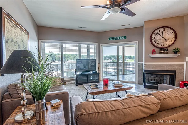 $379,900 | 349 Bristol Bay Drive, Unit 4B, Lake Ozark, MO 65049