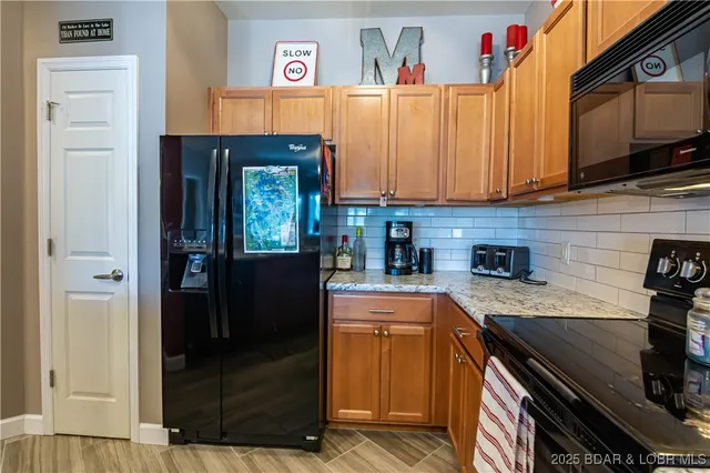 $379,900 | 349 Bristol Bay Drive, Unit 4B, Lake Ozark, MO 65049