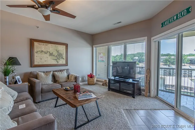 $379,900 | 349 Bristol Bay Drive, Unit 4B, Lake Ozark, MO 65049
