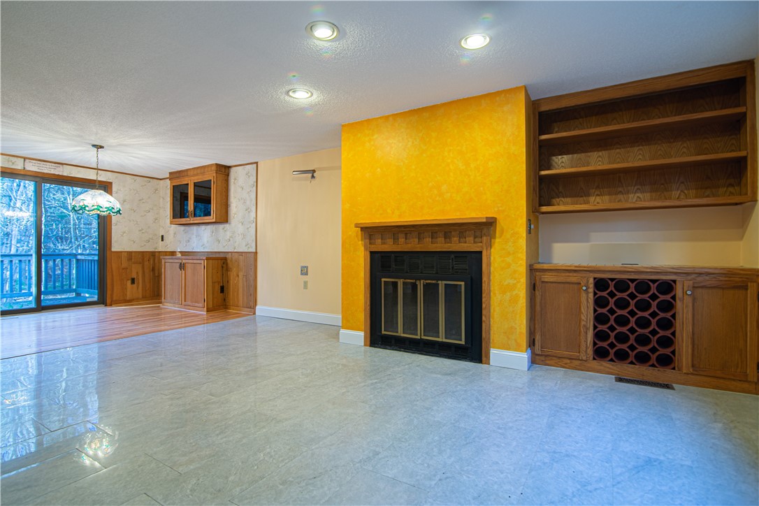 289 Pine Orchard Road Glocester, RI 02814 - Photo 13 of 36