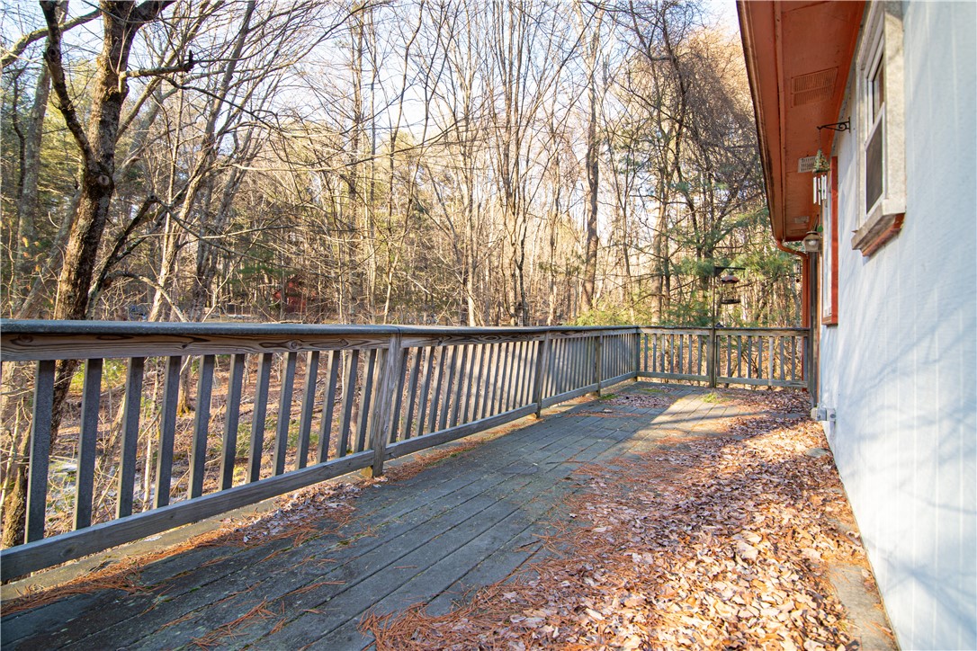 289 Pine Orchard Road Glocester, RI 02814 - Photo 21 of 36