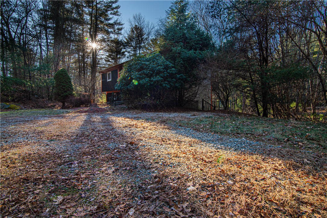 289 Pine Orchard Road Glocester, RI 02814 - Photo 3 of 36