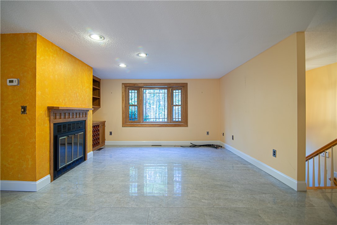 289 Pine Orchard Road Glocester, RI 02814 - Photo 7 of 36