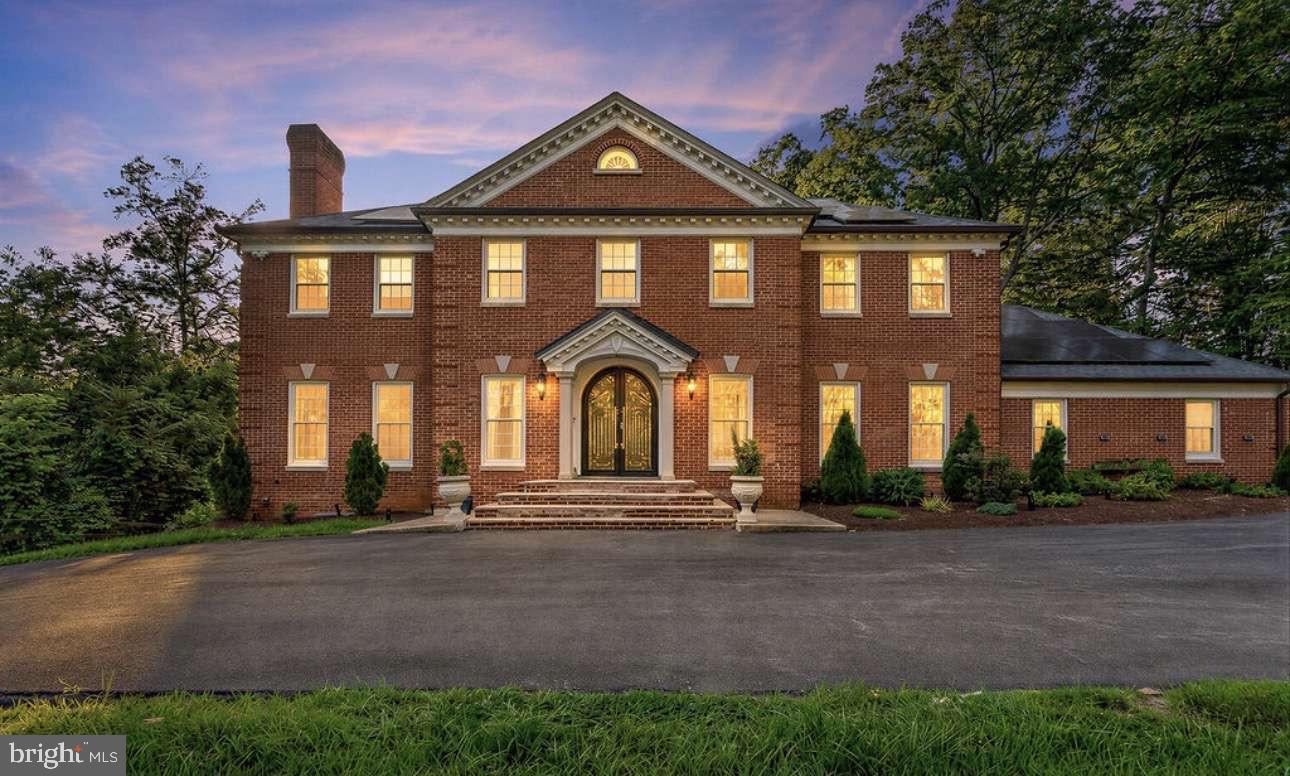 10900 Tara Road Rockville, MD 20854 - Photo 1 of 38