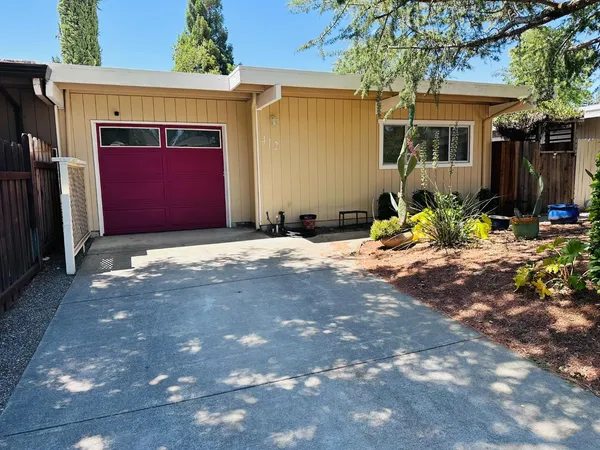 $620,000 | 412 Jardin Place, Davis, CA 95616
