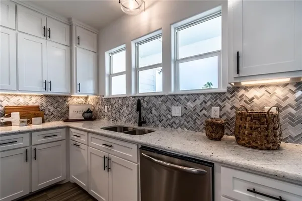 $3,900 | 14514 West Chesapeake, Corpus Christi, TX 78418