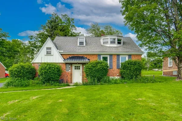 $209,900 | 12335 Sunset Drive, Garfield Heights, OH 44125