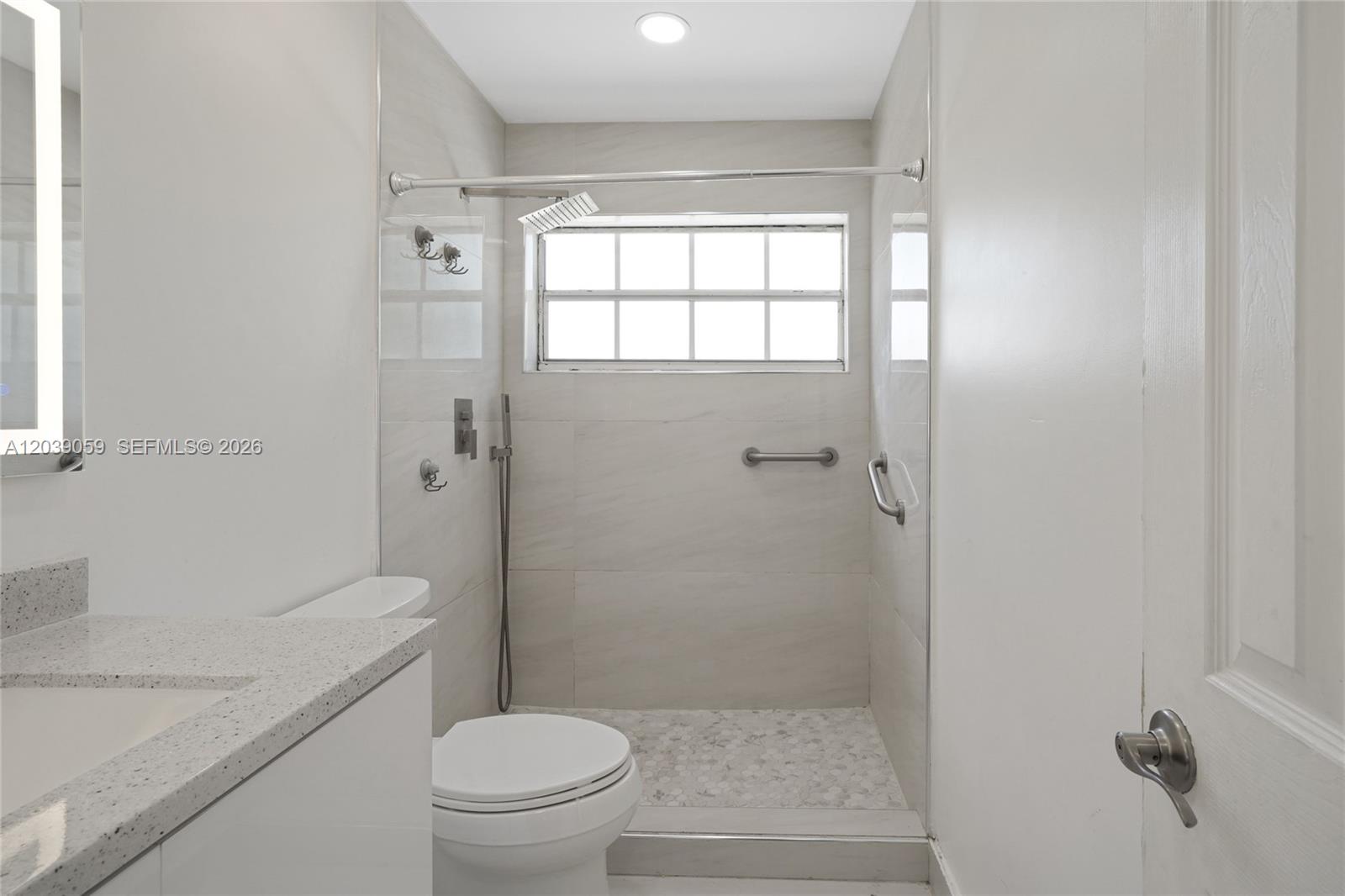 10051 Southwest 13th Terrace Miami, FL 33174 - Photo 18 of 26