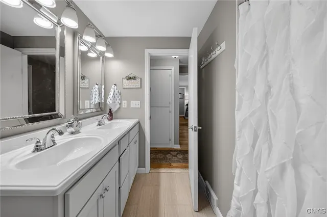 $394,900 | 24 Ely Drive, De Witt, NY 13066