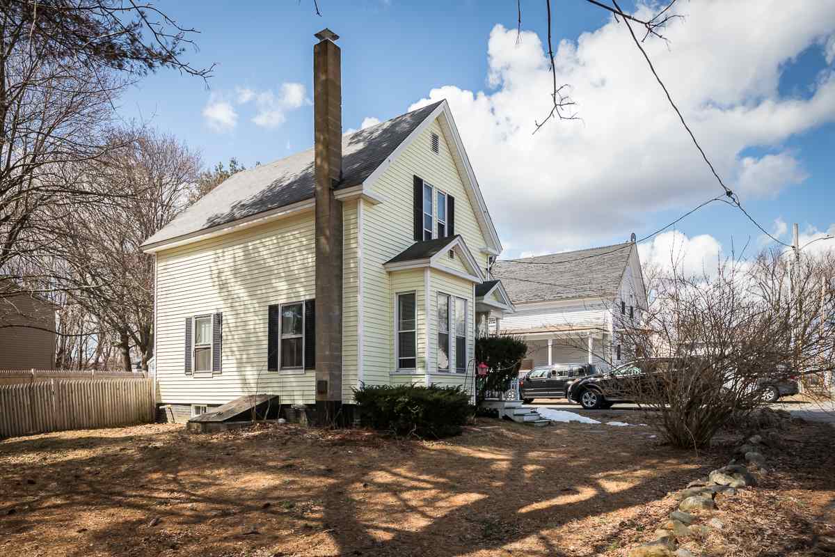 8 Hunter Court Rochester, NH 03867 - Photo 3 of 16