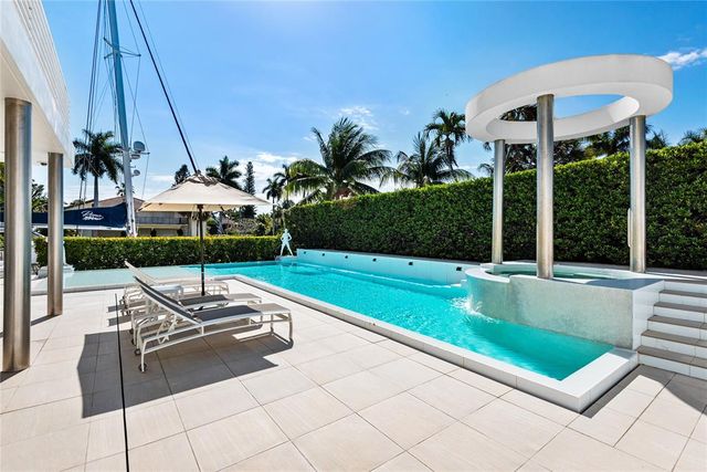 $11,900,000 | 500 Isle Of Capri Drive, Fort Lauderdale, FL 33301
