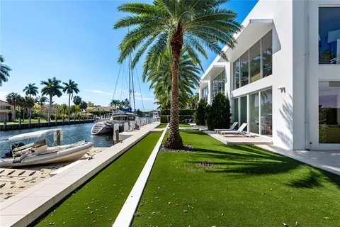 $11,900,000 | 500 Isle Of Capri Drive, Fort Lauderdale, FL 33301