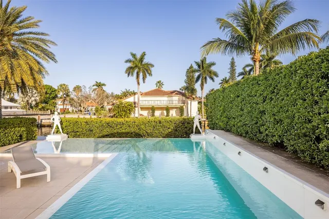 $11,900,000 | 500 Isle Of Capri Drive, Fort Lauderdale, FL 33301