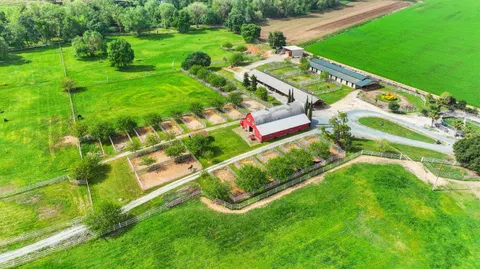 $1,750,000 | 10240-10250 Kost Road, Galt, CA 95632