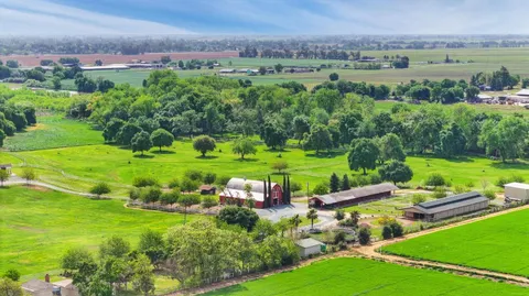 $1,750,000 | 10240-10250 Kost Road, Galt, CA 95632
