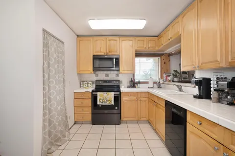 $1,750,000 | 10240-10250 Kost Road, Galt, CA 95632