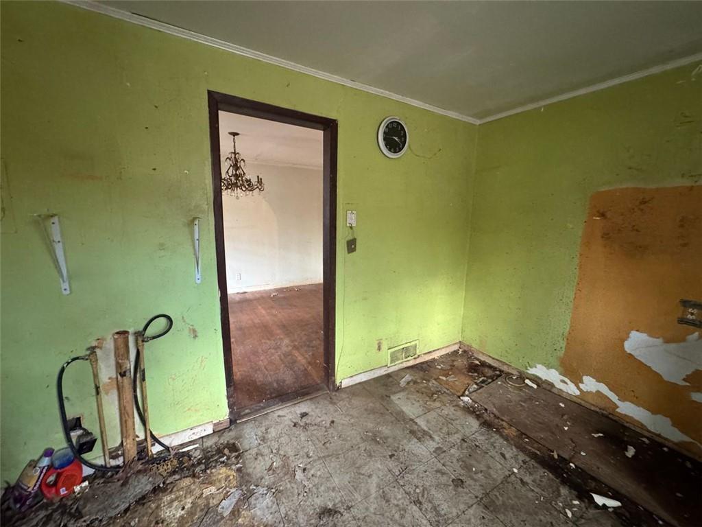 1096 3rd Street Northwest Atlanta, GA 30318 - Photo 13 of 17 a view of a room