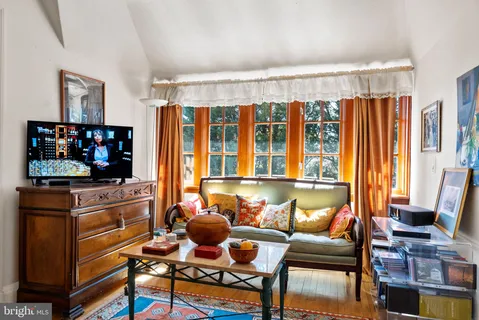 $2,550,000 | 3111 Idaho Avenue Northwest, Washington, DC 20016