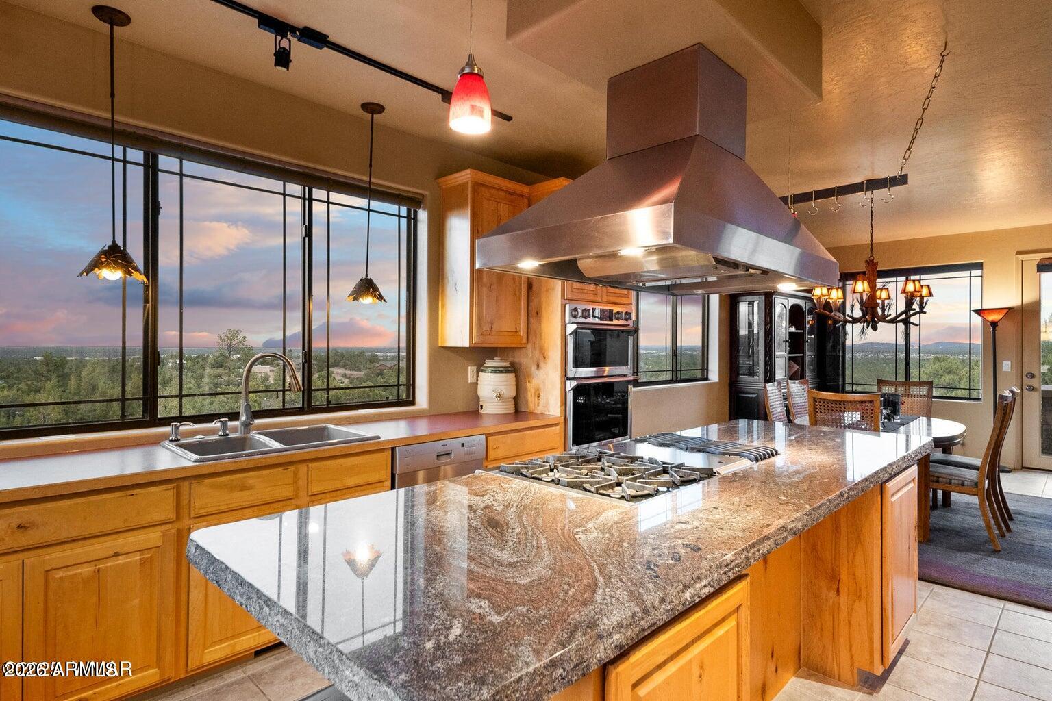 1511 South Canyon Ridge Trail Show Low, AZ 85901 - Photo 2 of 61 1511 S Canyon Ridge #2