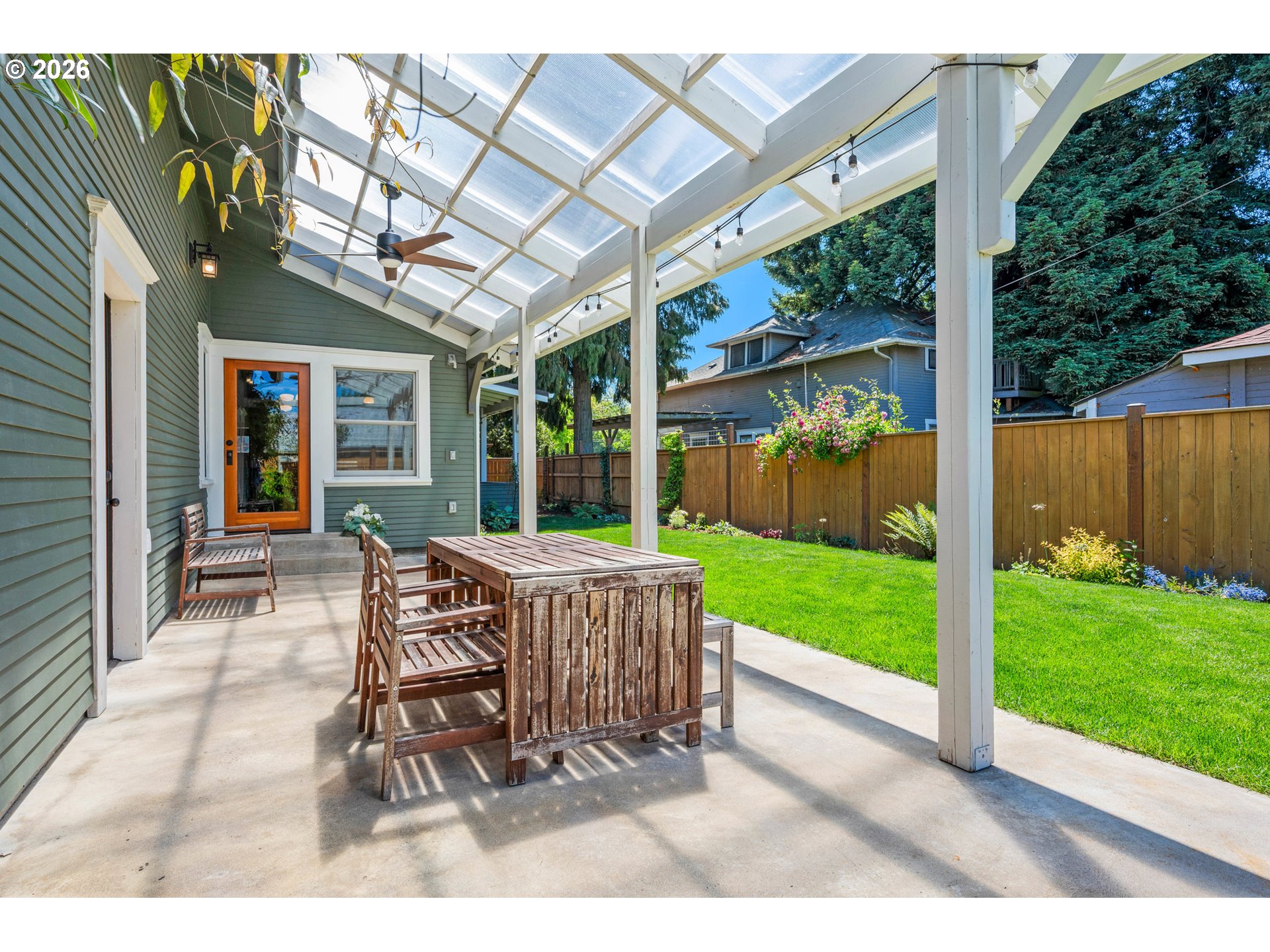 918 C Street Springfield, OR 97477 - Photo 41 of 48