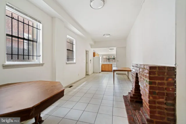 $2,995 | 2124 North Carlisle Street, Philadelphia, PA 19121