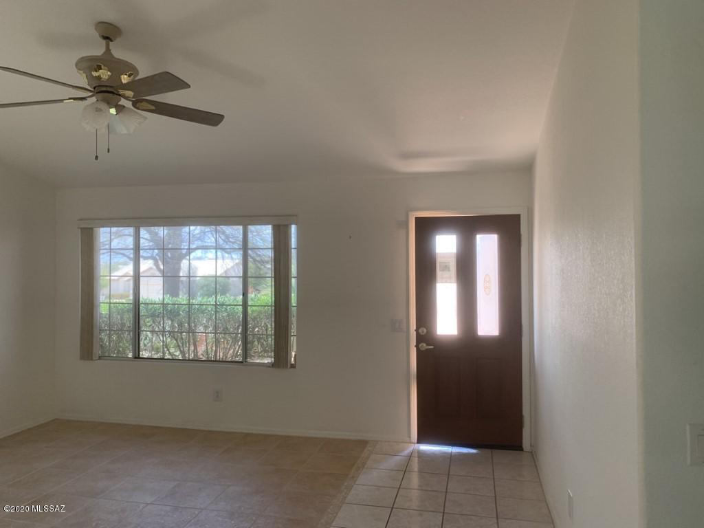 37157 South Ridgeview Boulevard Tucson, AZ 85739 - Photo 2 of 21