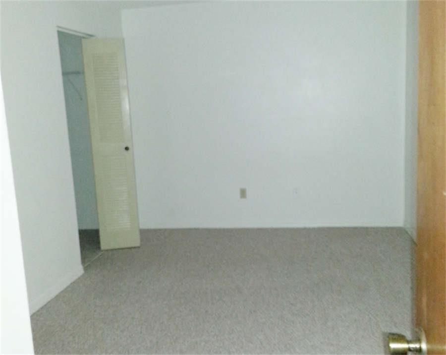 8219 Perrin Beitel Road San Antonio, TX 78218 - Photo 17 of 18 a view of an empty room