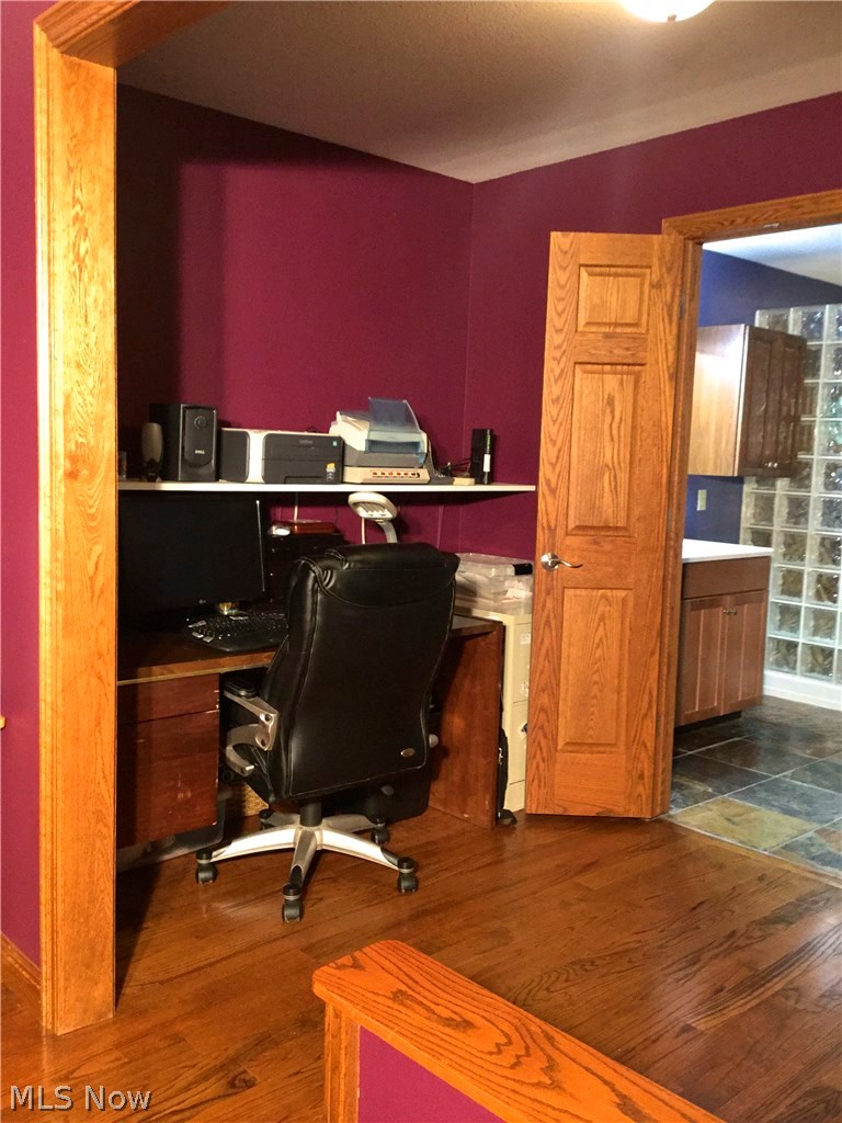 7229 Red Brush Road Ravenna, OH 44266 - Photo 7 of 22 Private Office Built Off Of In Law/Tenant Master Bedroom. Mission Control Center!
Large Enough For Treadmill Not Visible On Right Side Of Room. Run Your Business, Surf The Net Or Work Out Right From Here.