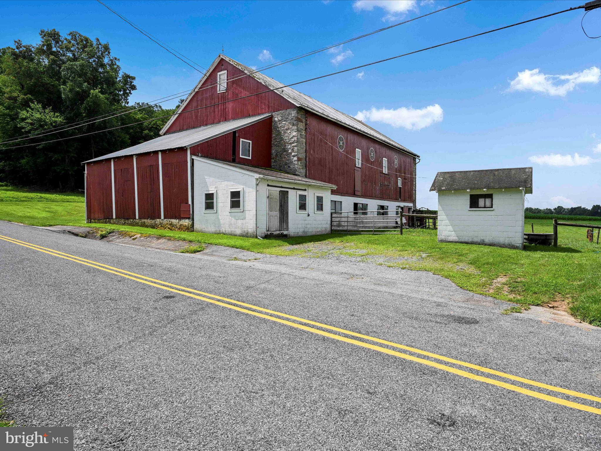 21 Spangsville Road Boyertown, PA 19512 - Photo 23 of 58 Barn