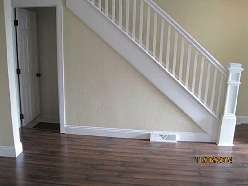 3119 Terrace Street Pittsburgh, PA 15213 - Photo 3 of 16 Living Room.