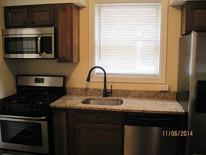 3119 Terrace Street Pittsburgh, PA 15213 - Photo 5 of 16 Kitchen.