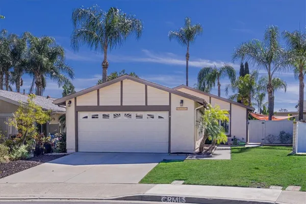 $1,129,000 | 27302 Osuna, Mission Viejo, CA 92691