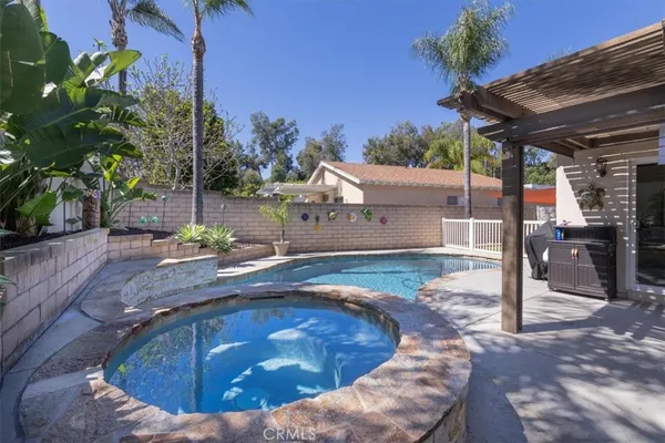 $1,129,000 | 27302 Osuna, Mission Viejo, CA 92691