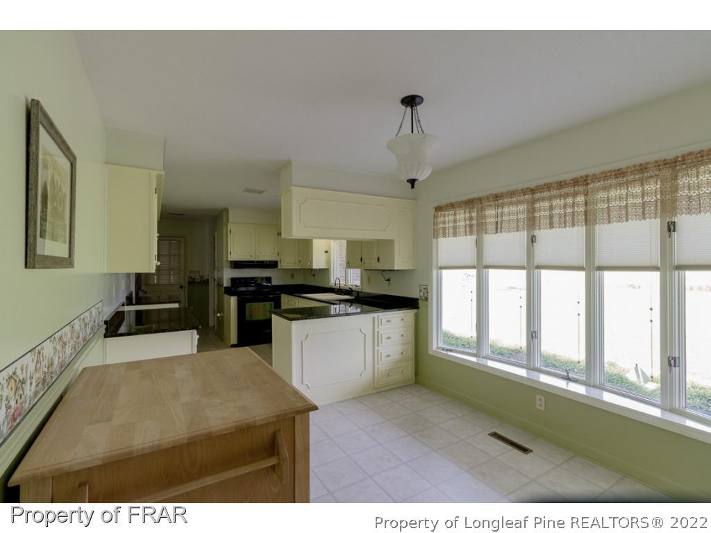 1042 Barnes Road Orrum, NC 28369 - Photo 12 of 30 Gallery Image 12