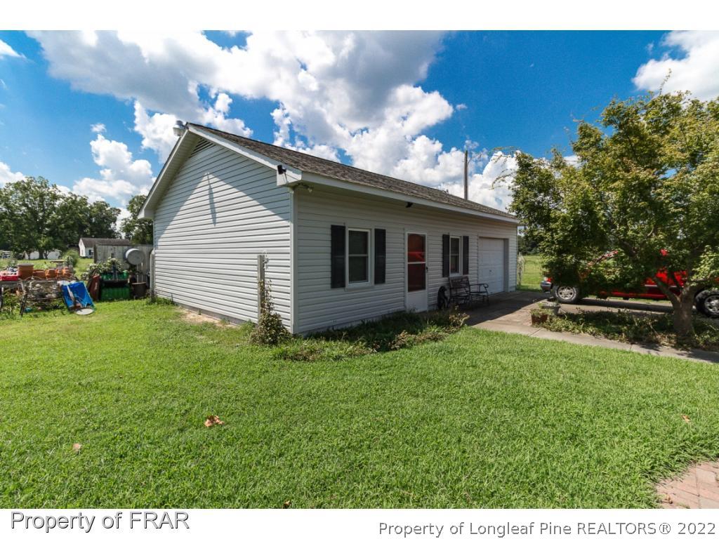 1042 Barnes Road Orrum, NC 28369 - Photo 4 of 30 Gallery Image 4