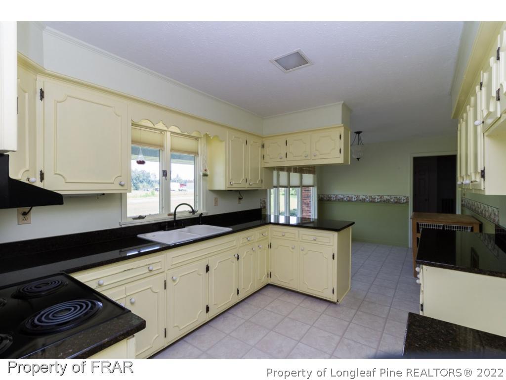 1042 Barnes Road Orrum, NC 28369 - Photo 7 of 30 Gallery Image 7