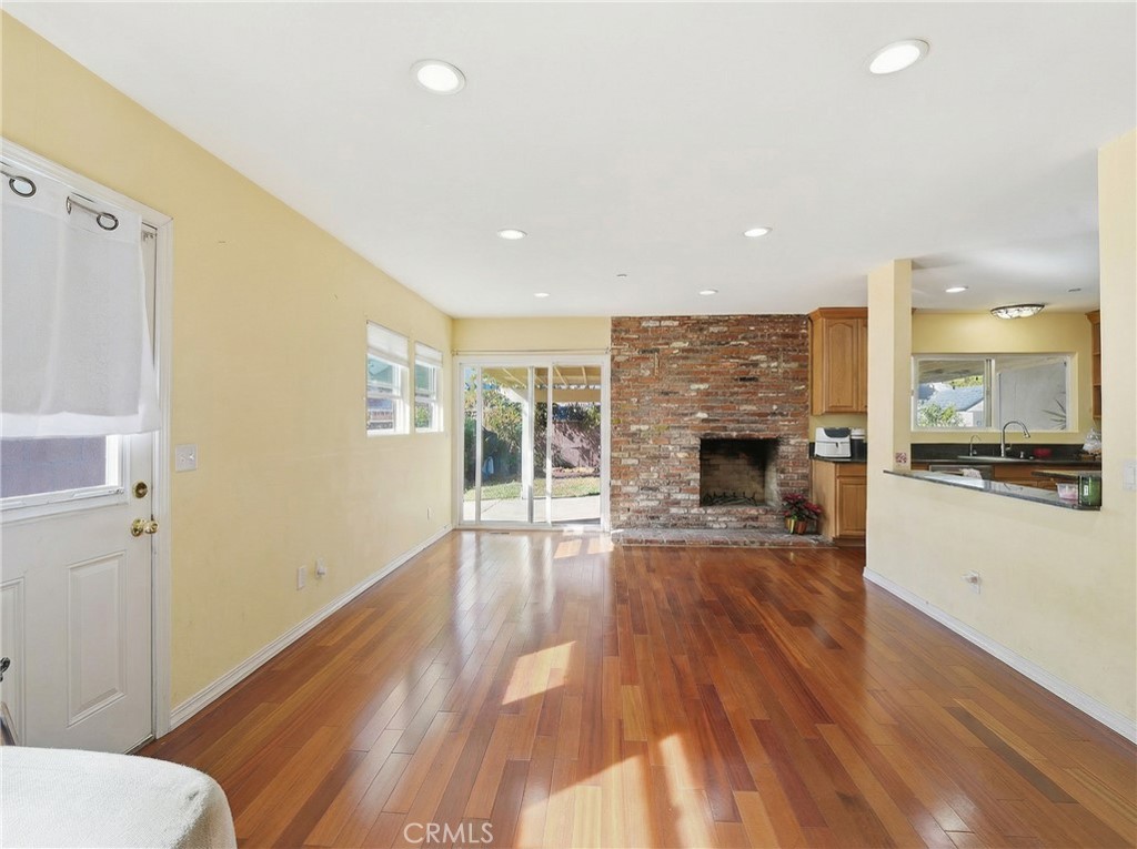 6545 Dos Rios Road Downey, CA 90240 - Photo 6 of 43