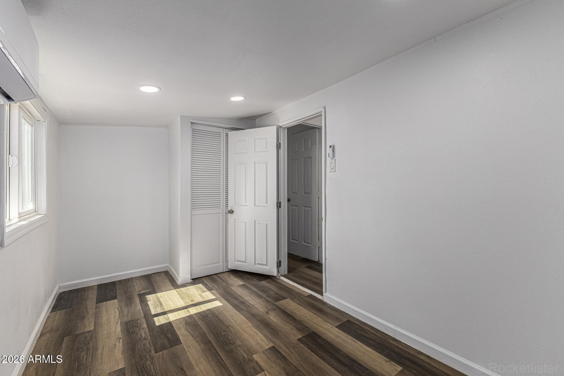 2050 West Dunlap Avenue, Unit D52 Phoenix, AZ 85021 - Photo 15 of 25 15-Dunlap