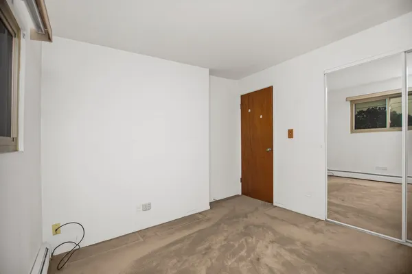 $162,500 | 2521 Thatcher Avenue, Unit 3A, River Grove, IL 60171