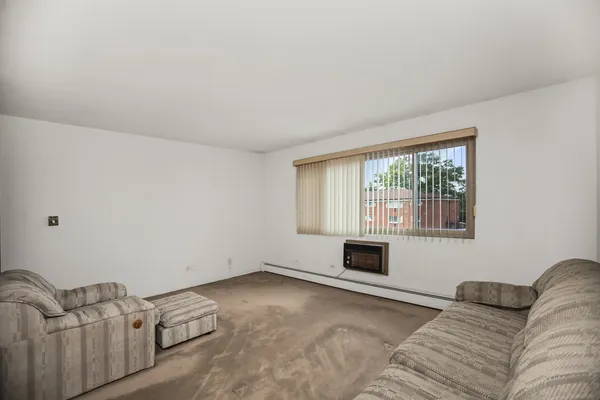 $162,500 | 2521 Thatcher Avenue, Unit 3A, River Grove, IL 60171