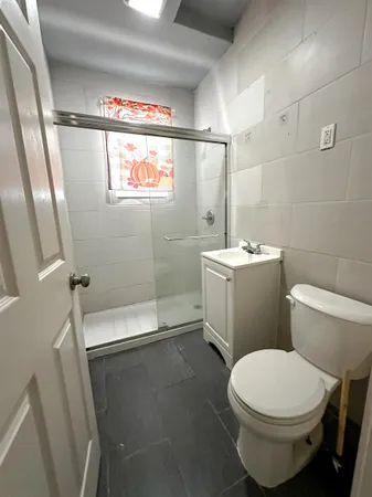 $2,250 | 327 Ashton Avenue, Unit 1L, Linden, NJ 07036