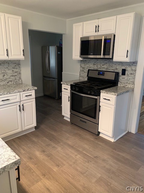 252 Empire Avenue Syracuse, NY 13207 - Photo 8 of 19