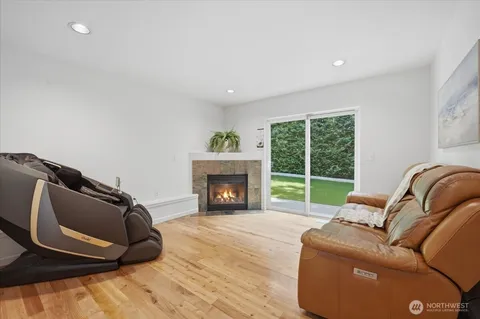 $1,296,750 | 1508 208th Avenue Northeast, Sammamish, WA 98074