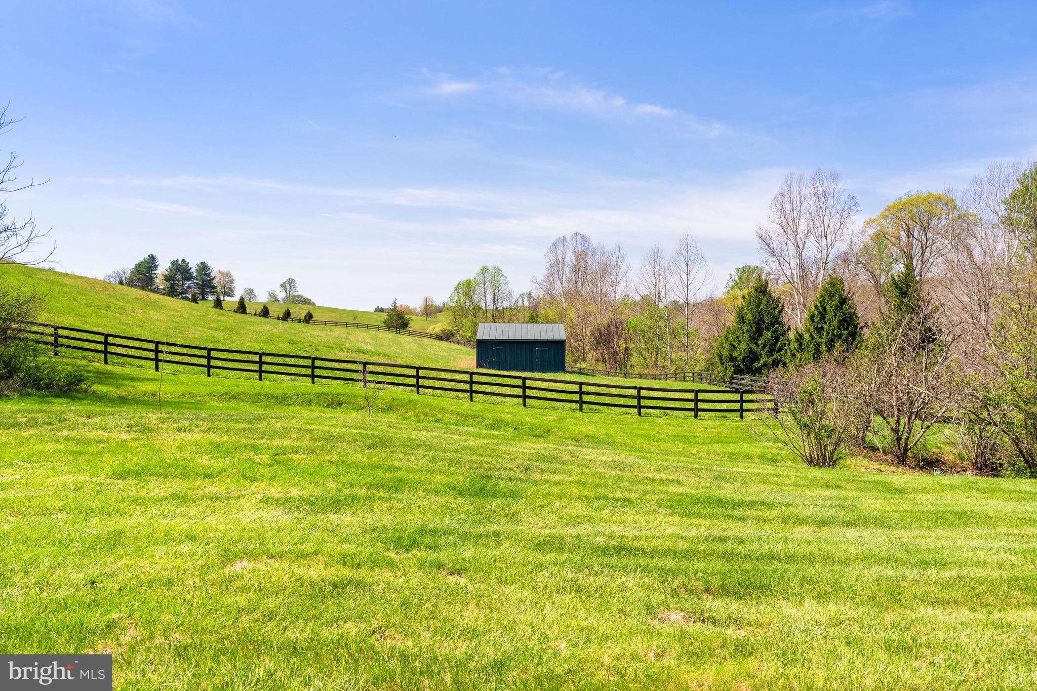 3459 Carrington Road Delaplane, VA 20144 - Photo 70 of 106 View of fenced Run In Shelter