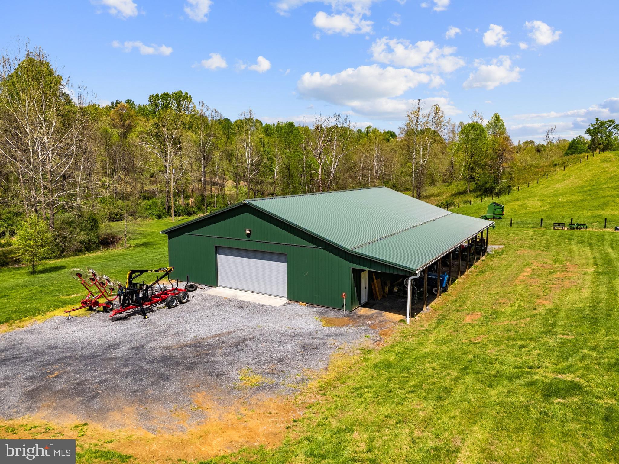 3459 Carrington Road Delaplane, VA 20144 - Photo 85 of 106 a view of a house with a big yard