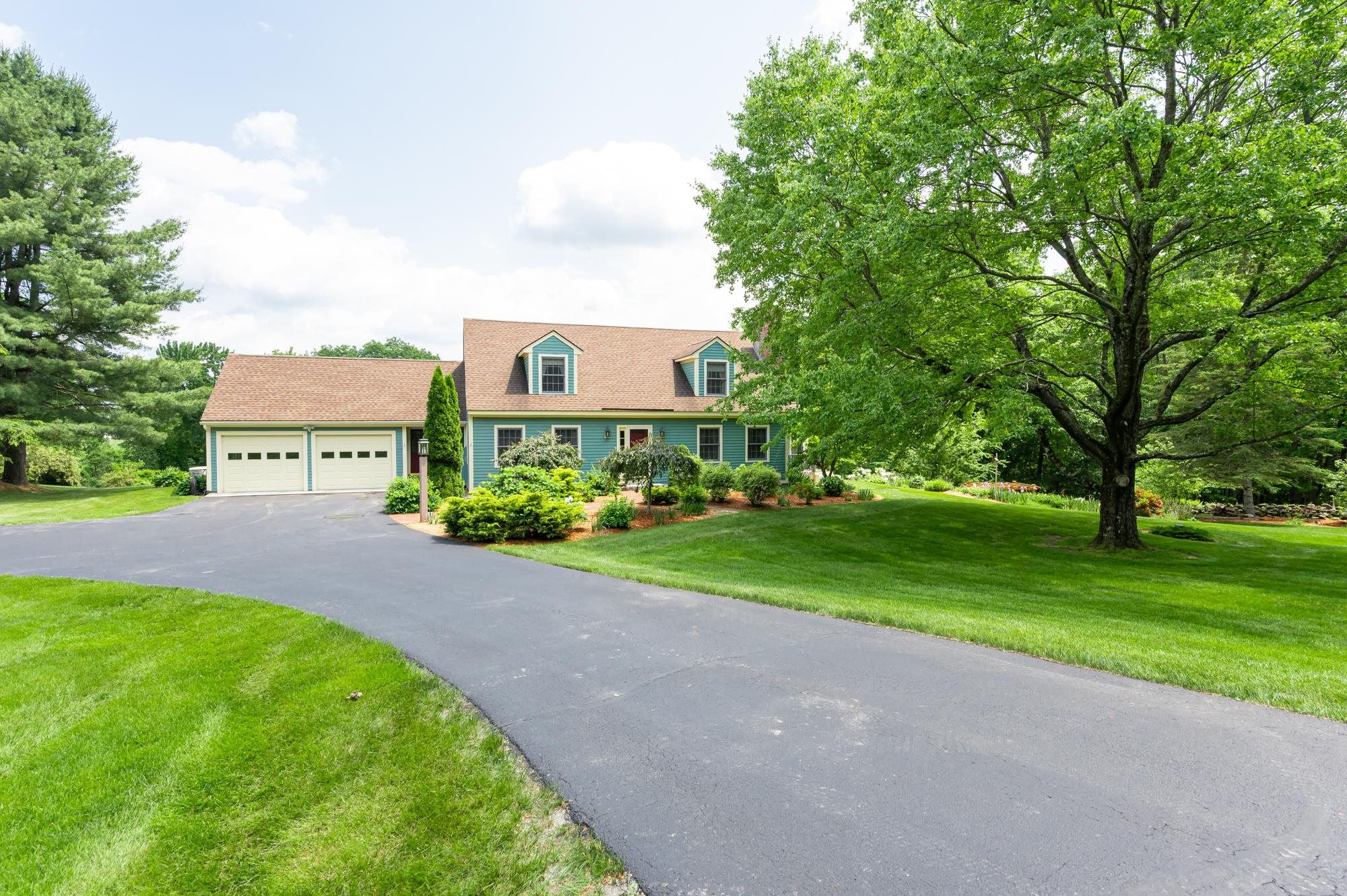400 Gould Hill Road Hopkinton, NH 03229 - Photo 3 of 55